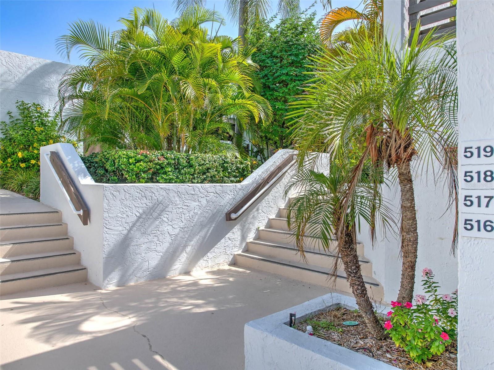 Longboat Key, Florida 34228, 2 Bedrooms Bedrooms, 0 ,2 BathroomsBathrooms,Residential Lease,For Rent,BAYPORT,0,T3488580