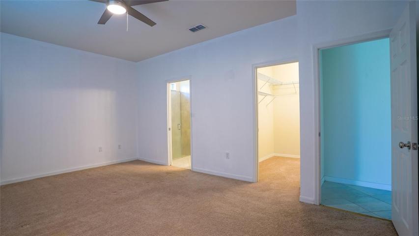 Master & Bath, WC Door