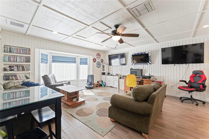 Game room-Family