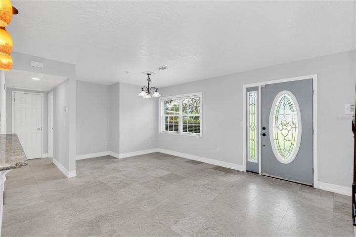 Beautiful Travertine flooring