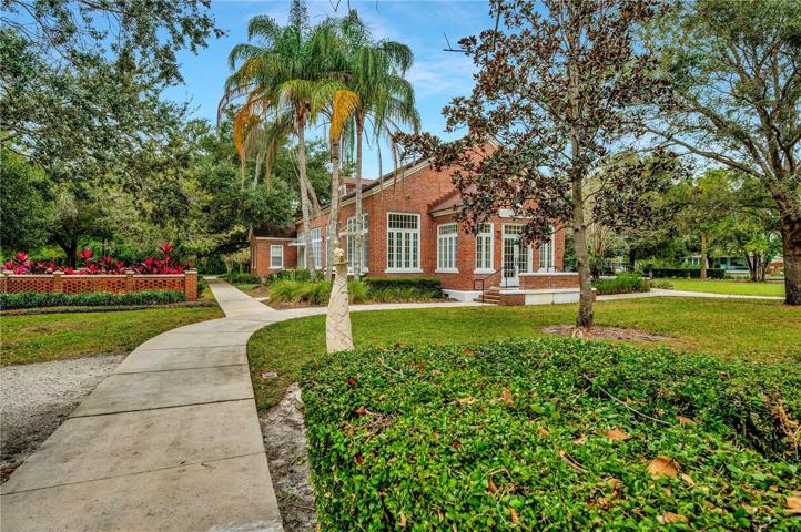 Enjoy Historic Seminole Heights!