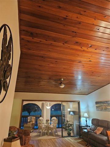 Beautiful ceiling