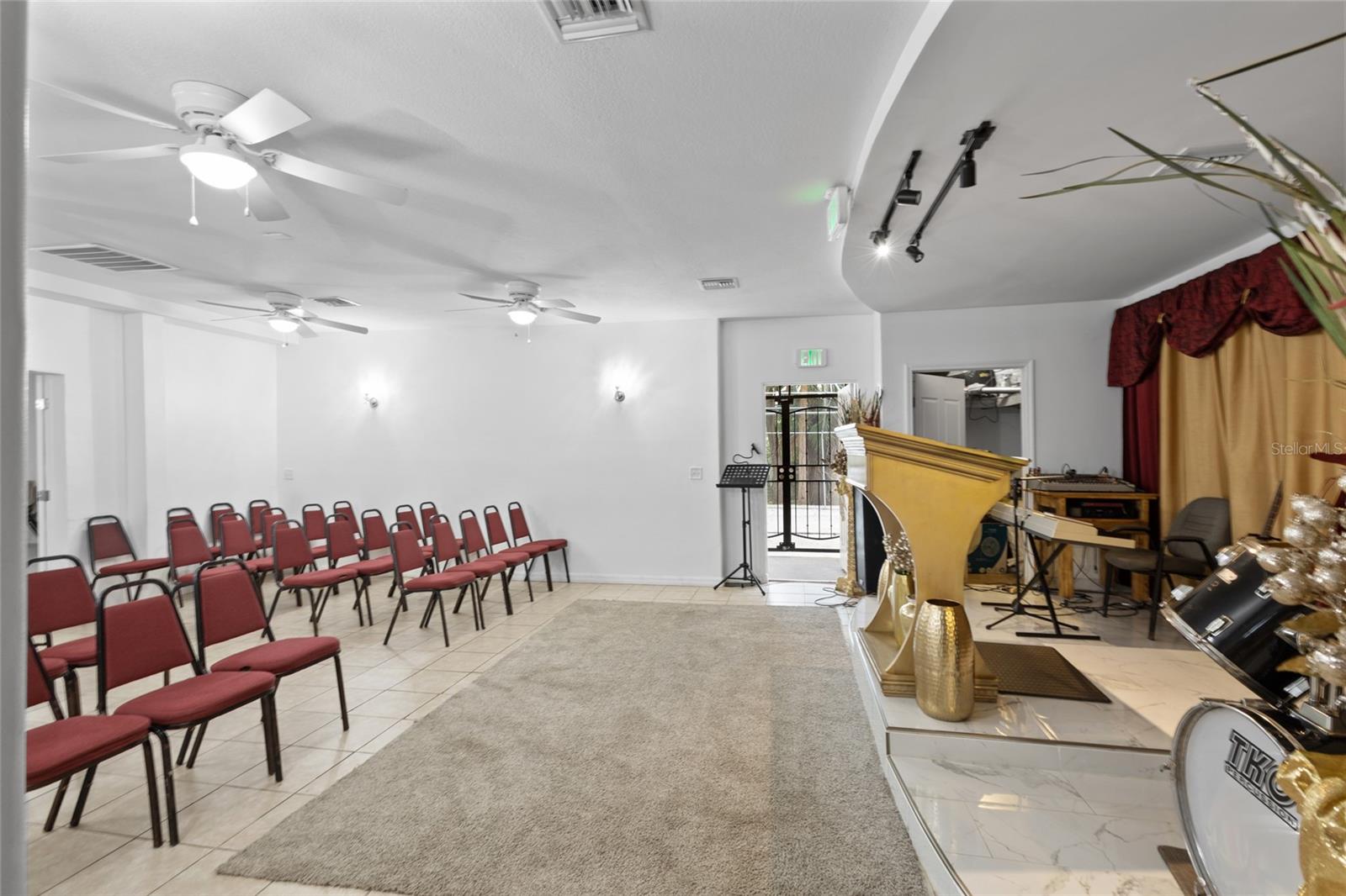 Deland, Florida 32724, 0 , 0 ,0,Commercial Sale,For Sale,BERESFORD,0,V4933464