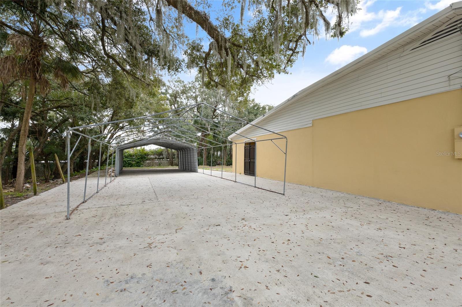 Deland, Florida 32724, 0 , 0 ,0,Commercial Sale,For Sale,BERESFORD,0,V4933464