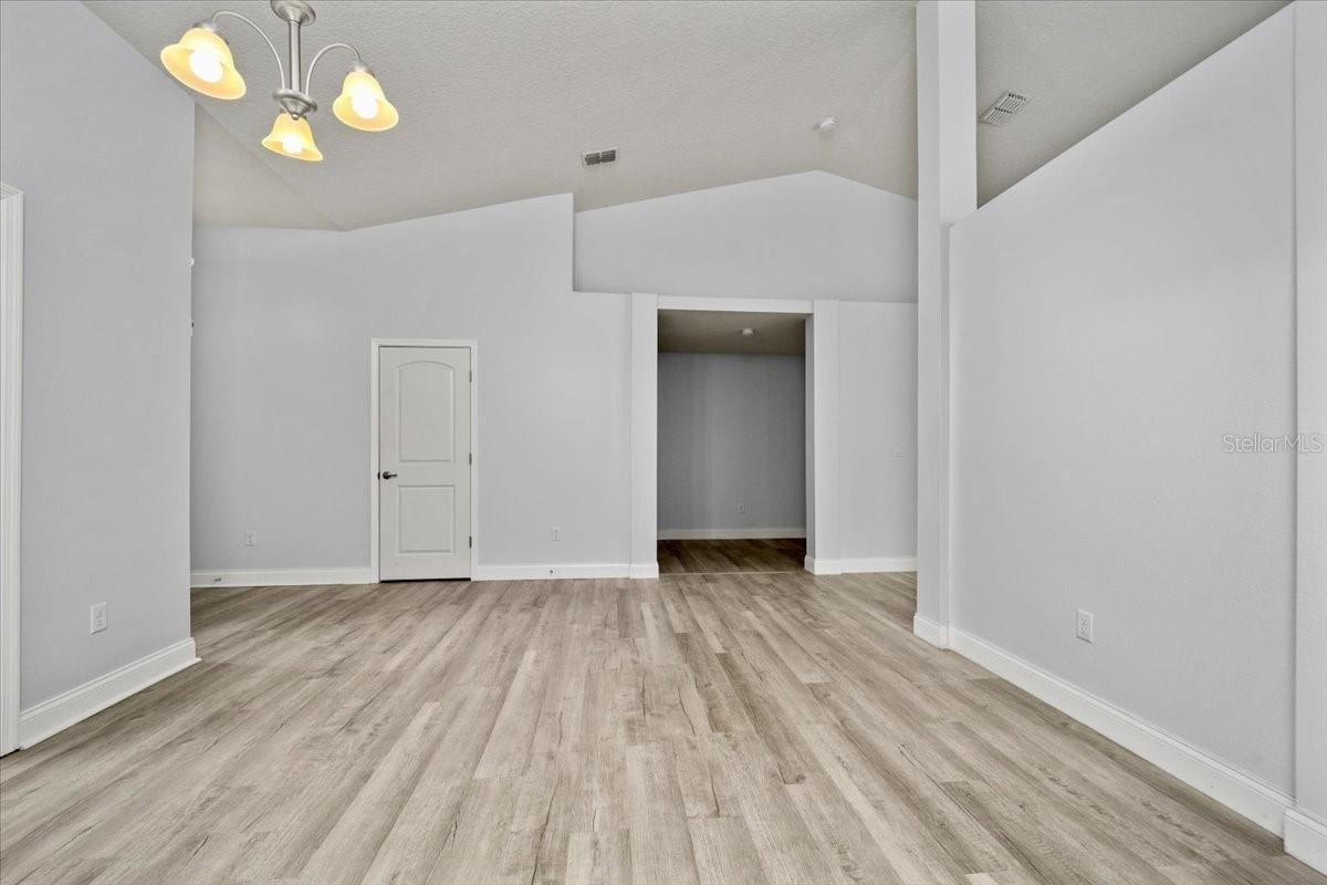 Living room facing bedrooms
