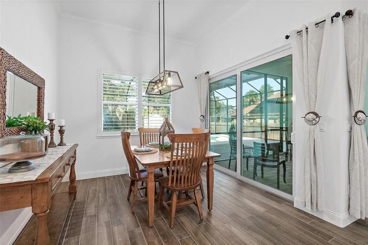 Dining Room w/Sliders to Lanai