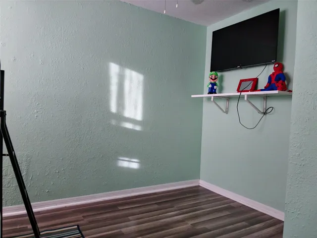 BEDROOM #2