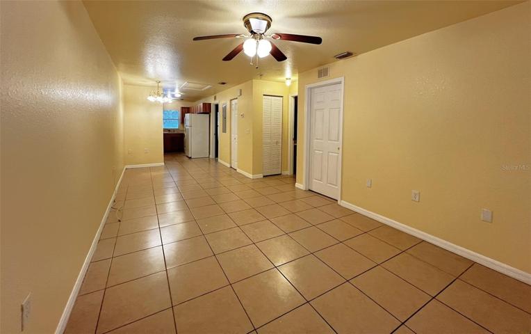 Living room/dining room
