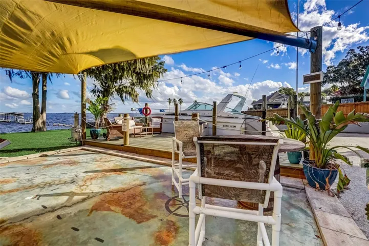 Backyard, Bar and grilling patio