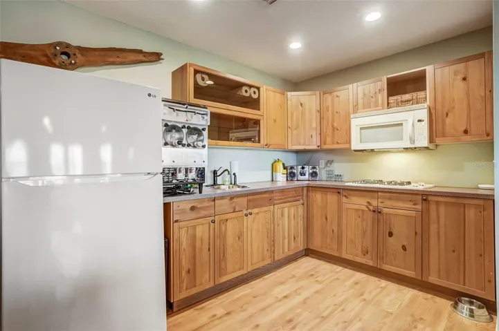 In-law Kitchen in basement efficiency
