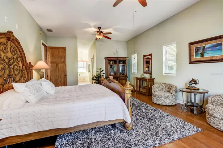 Master bed, balcony, lake view