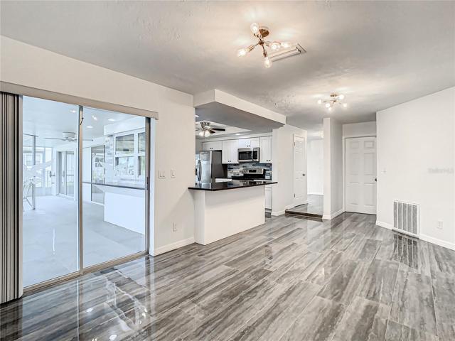 Eating area off kitchen