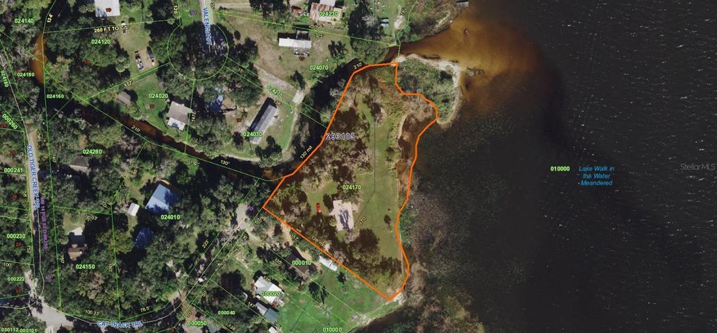 Aerial outline of the property