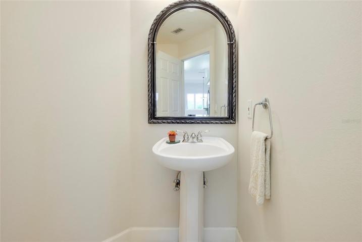 1/2 bath for guests