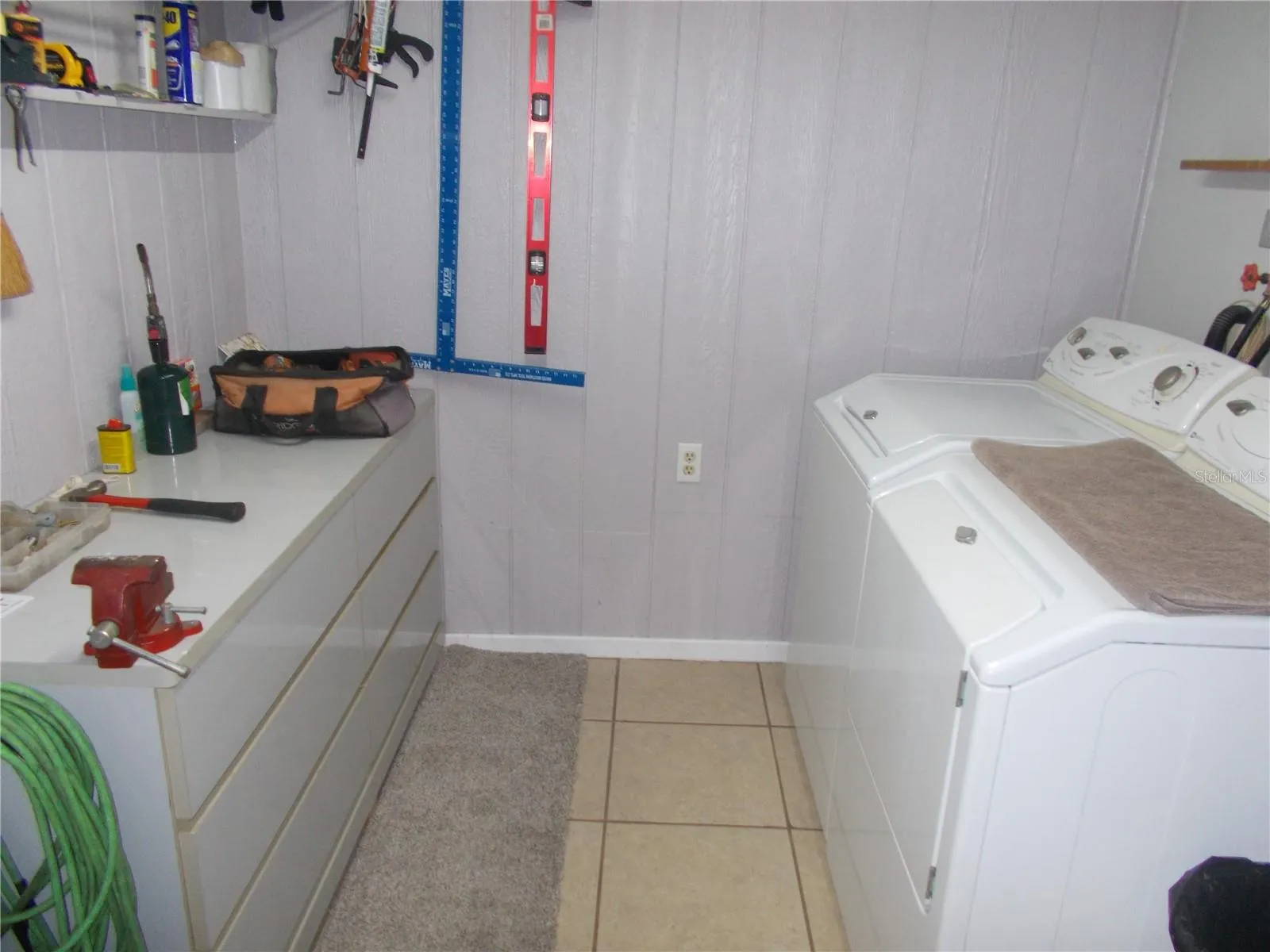 Workshop/Laundry room