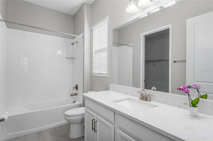 en-suite bathroom for bedroom 2