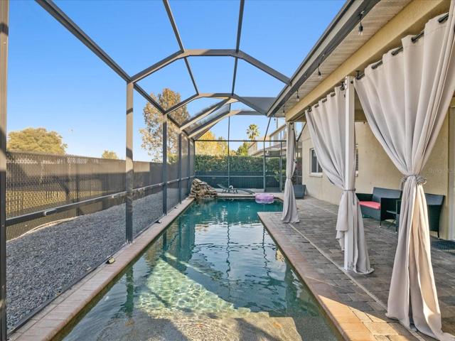 Salt water pool