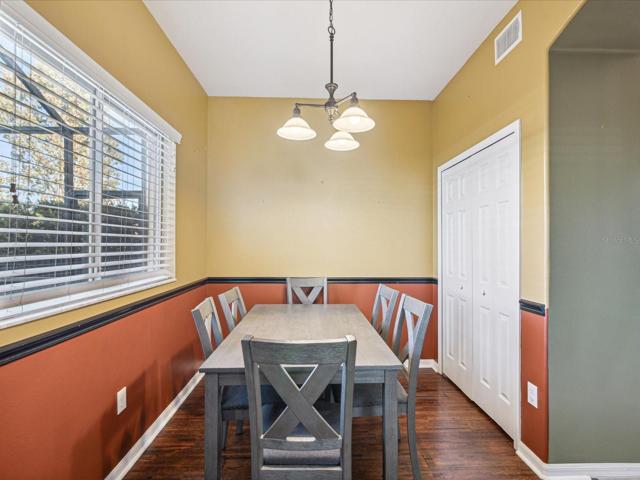 Dinette (pantry behind double doors)