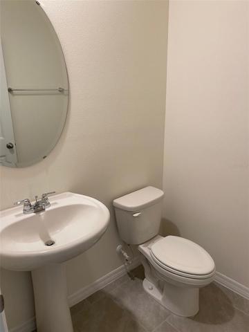 1/2 Bath downstairs