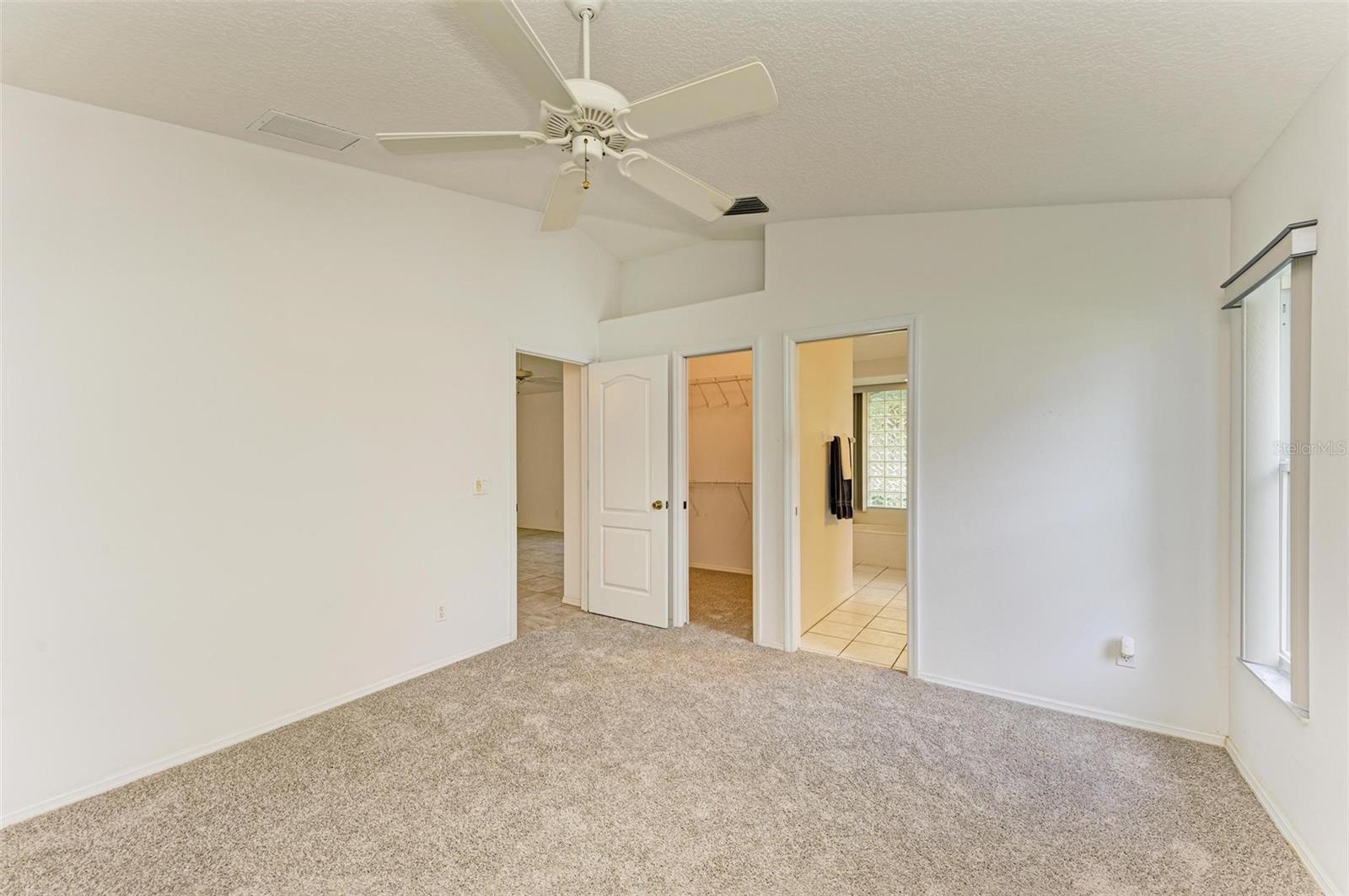 Walk-in closet