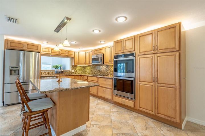 Kitchen Island view
