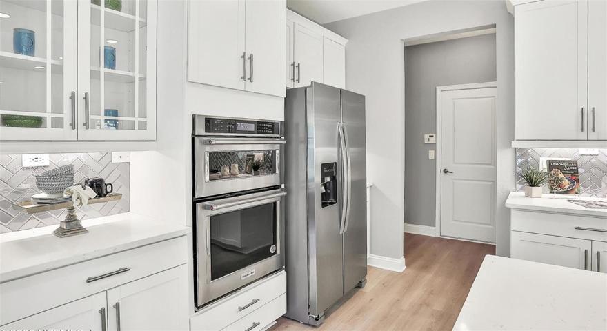 Model Home Design Only. Pictures and furnishings are for illustrative purposes only. Elevations, colors and options may vary. Furniture is for model home staging only.