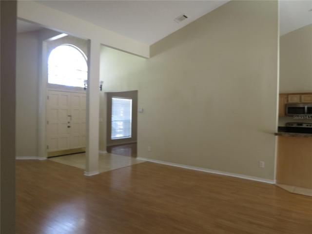 House Entrance to Family Room