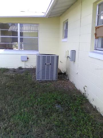 Side view AC