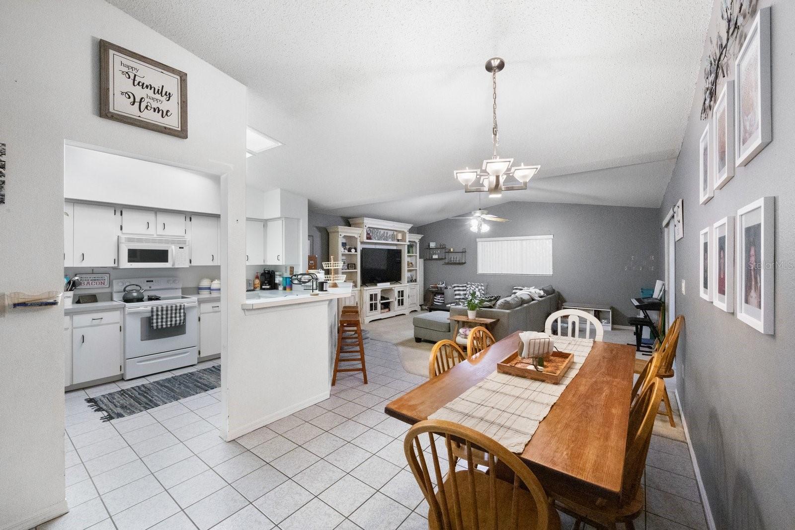 Open from the dining kitchen and family room.