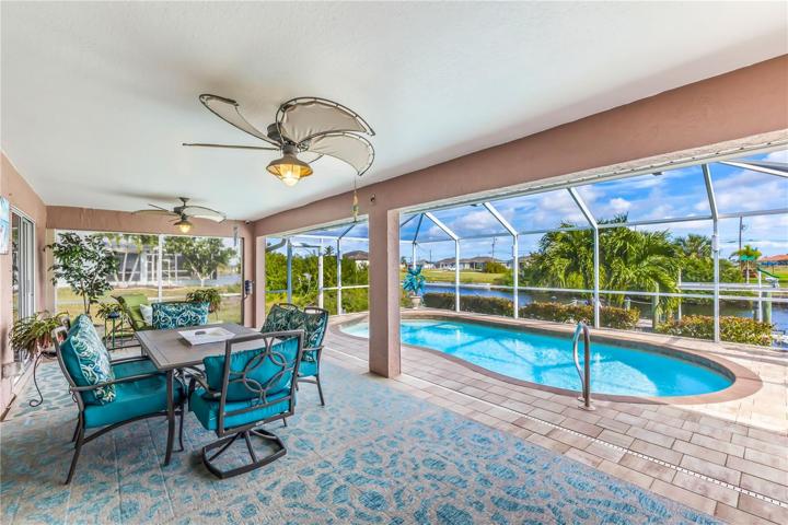 Pool/Screened Lanai Area