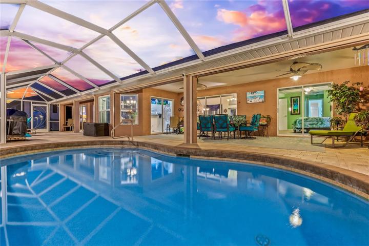 Pool/Screened Lanai Area