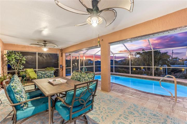 Pool/Screened Lanai Area