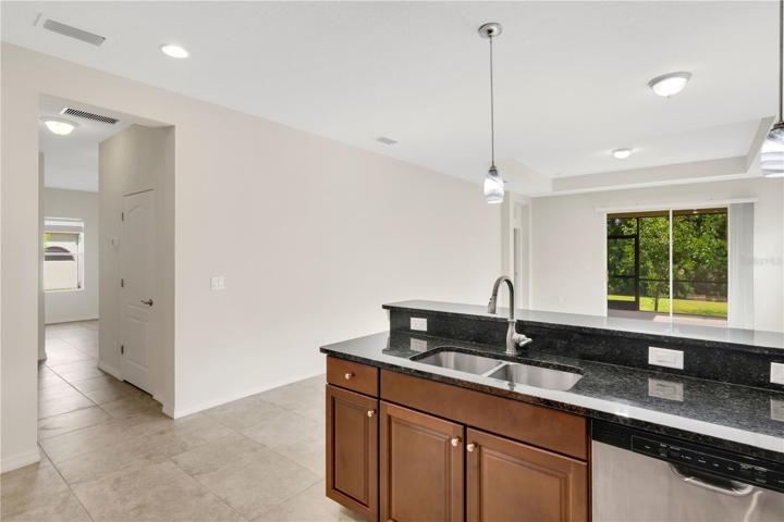 Kitchen island with breakfast bar