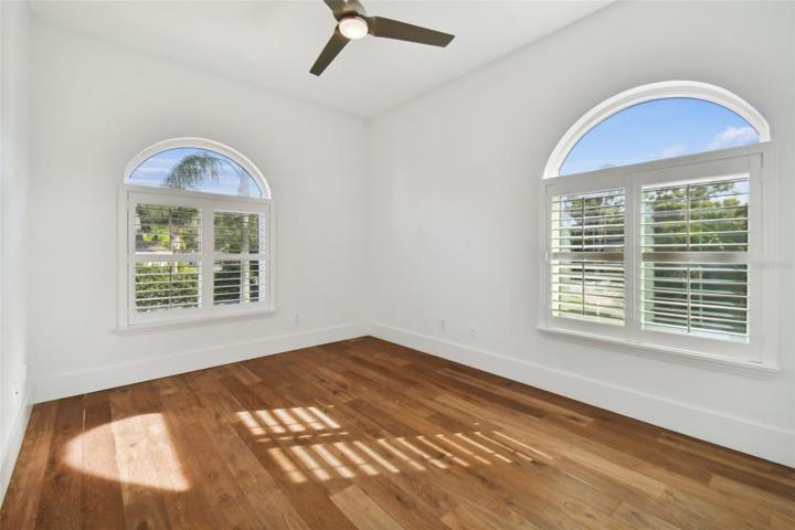 Upstairs Bedroom 1