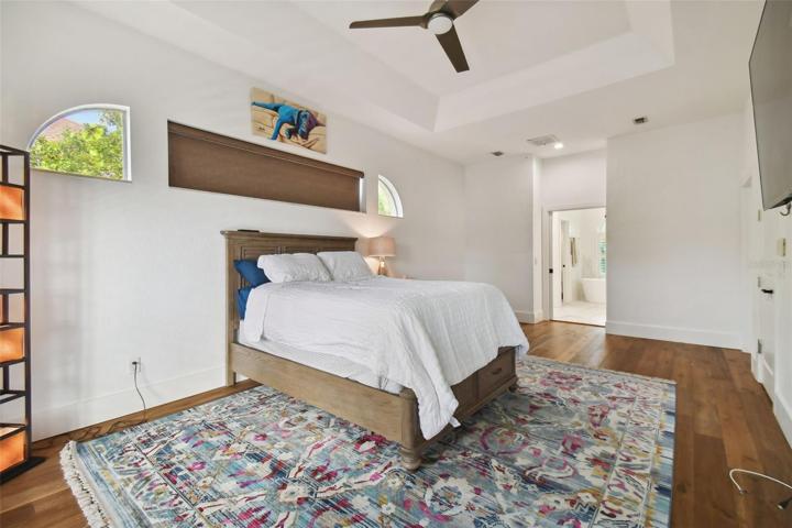 Ceiling fans throughout.