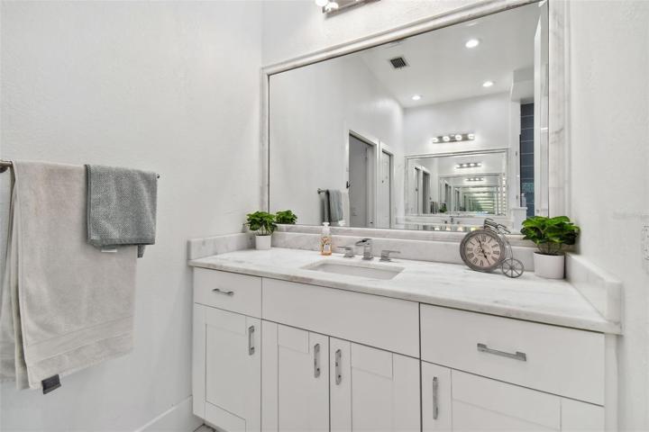 Dual sinks