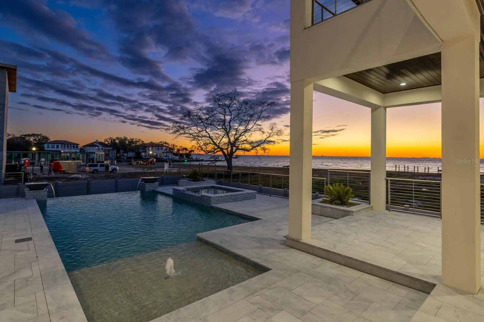 Tampa, Florida 33629, 5 Bedrooms Bedrooms, 0 ,8 BathroomsBathrooms,Residential,For Sale,LONGFELLOW,0,T3489940