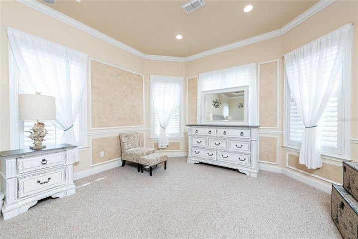 Master Bedroom Sitting Area with Pool Access