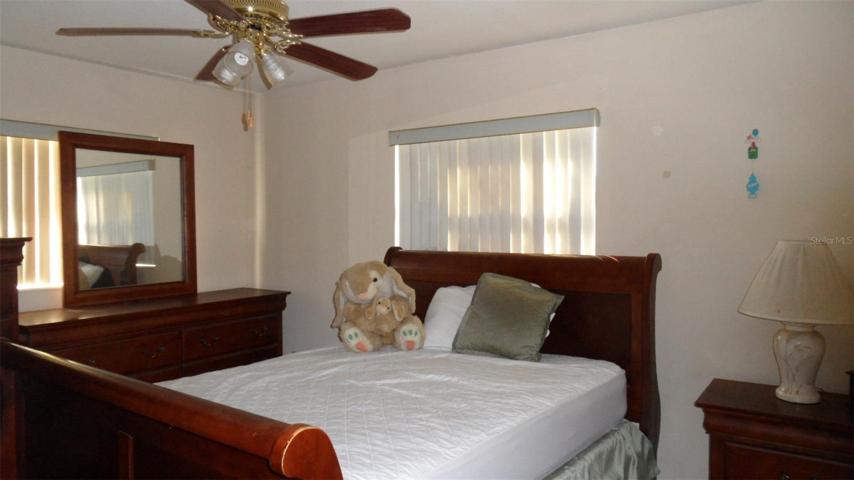 2nd bedroom
