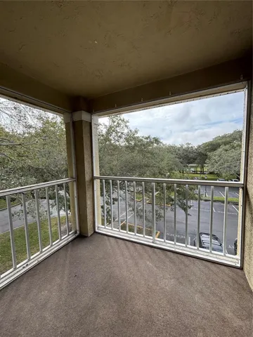 Balcony/Porch