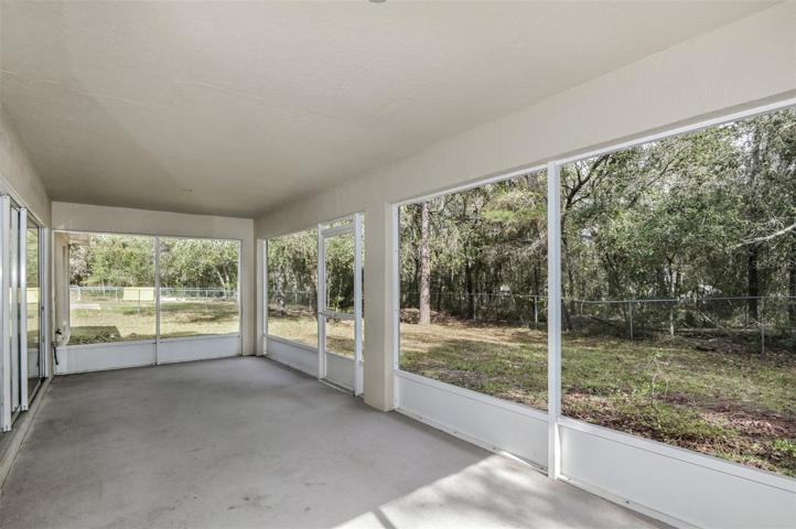 10x27 Screened Lanai