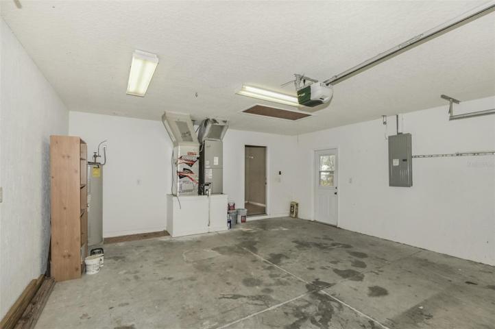 2-Car Garage