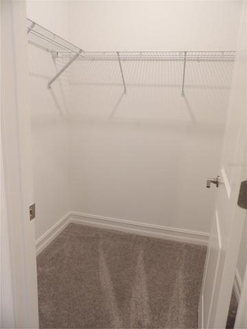 Walk in closet