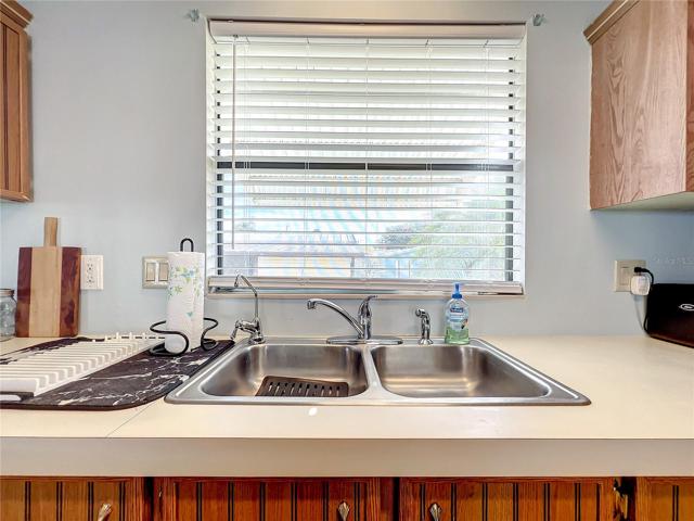 Kitchen sink