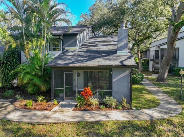 2 Story Townhome style condo - end unit with views of The Little Wekiva River