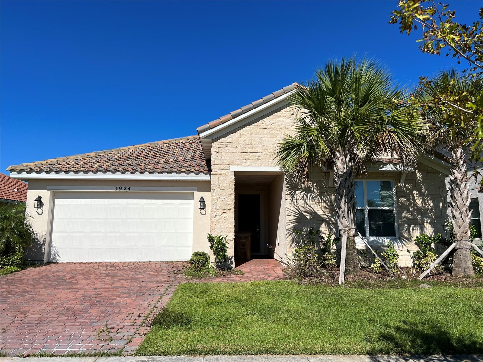 Kissimmee, Florida 34746, 4 Bedrooms Bedrooms, 0 ,2 BathroomsBathrooms,Residential,For Sale,CARRICK BEND,0,S5095956