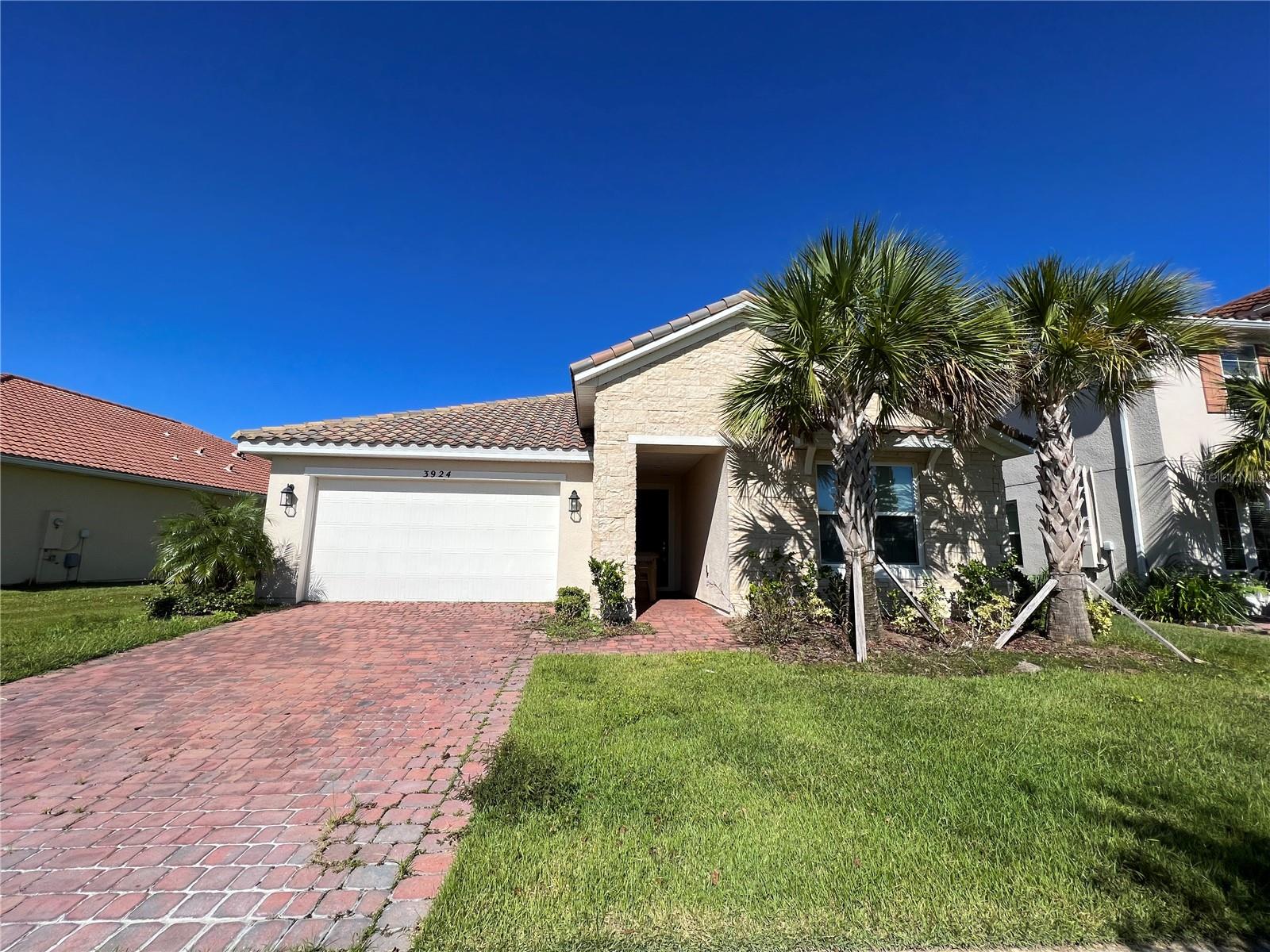 Kissimmee, Florida 34746, 4 Bedrooms Bedrooms, 0 ,2 BathroomsBathrooms,Residential,For Sale,CARRICK BEND,0,S5095956