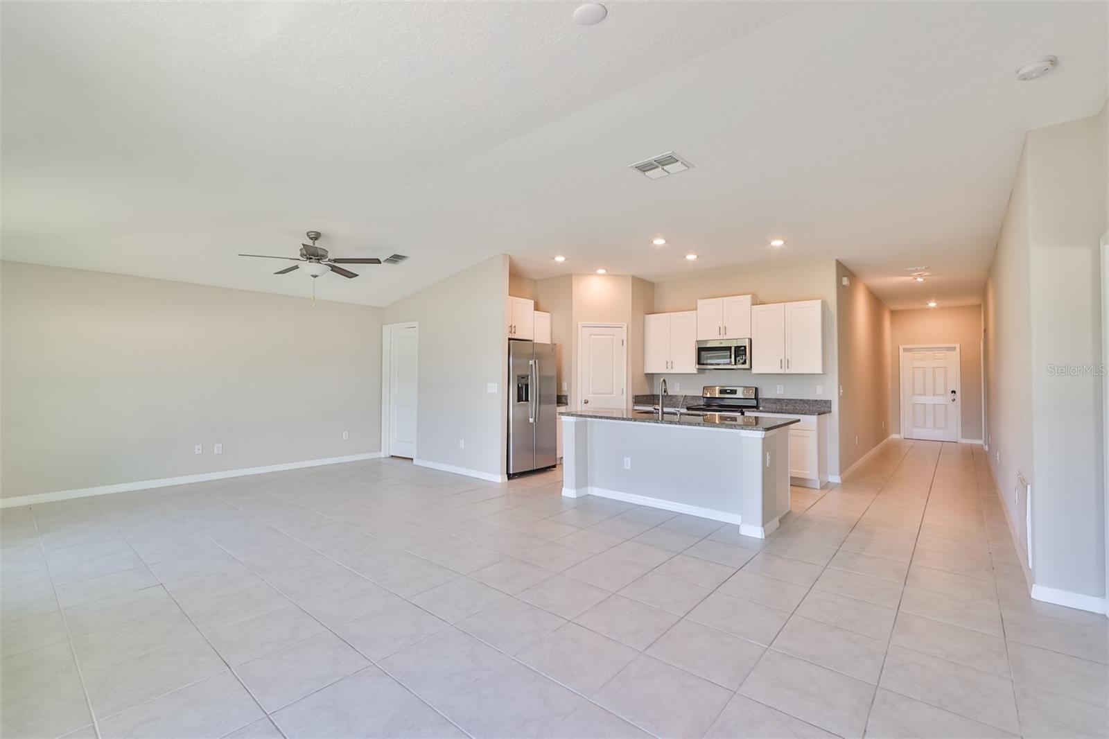 15. Family Rm_Kitchen_Foyer
