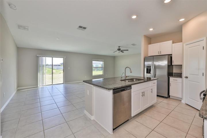 13. Kitchen_Dining_Family Rm