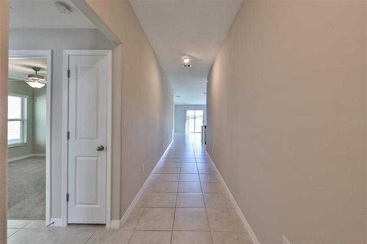 06. Foyer_Entryway